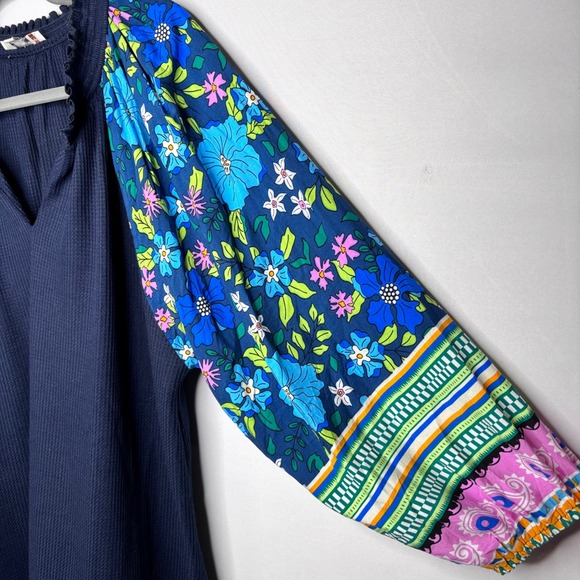 Umgee Waffle Blue Blouse Size XL Bright Floral Balloon Sleeve Navy Boho - Picture 4 of 9